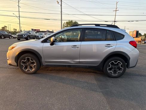 Used 2014 Subaru Crosstrek 2.0i Limited AWD/4WD image 2