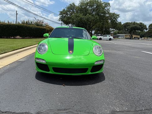 Used 2009 Porsche 911 Carrera 4 AWD/4WD image 3