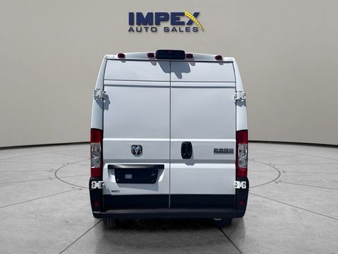 Used 2026 RAM ProMaster 2500 w/ Convenience Group FWD image 3