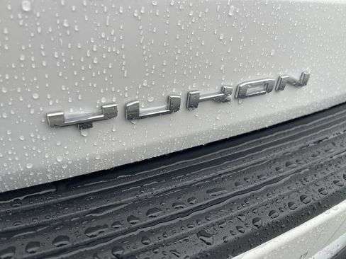 New 2026 GMC Yukon XL Elevation w/ Elevation Premium Package image 33