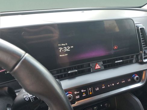 Certified 2023 Kia Sportage EX FWD image 19