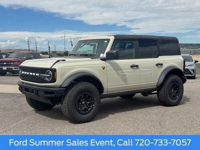 New 2026 Ford Bronco Badlands w/ Wildtrak Package