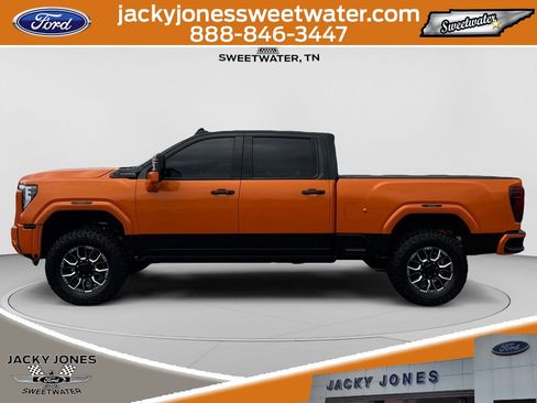 Used 2024 GMC Sierra 2500 Denali Ultimate AWD/4WD image 2