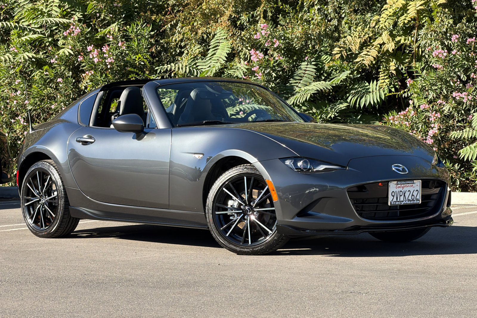 Certified 2025 MAZDA MX-5 Miata RF Grand Touring w/ Appearance Package RWD image 2