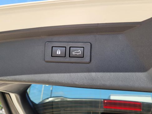 Certified 2025 Subaru Outback Limited AWD/4WD image 20