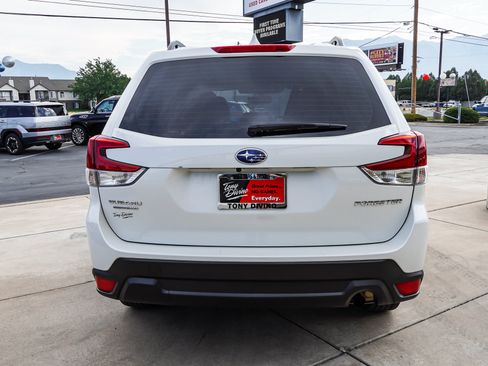 Used 2023 Subaru Forester AWD/4WD image 7