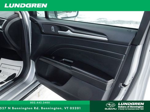 Used 2020 Ford Fusion Titanium image 8