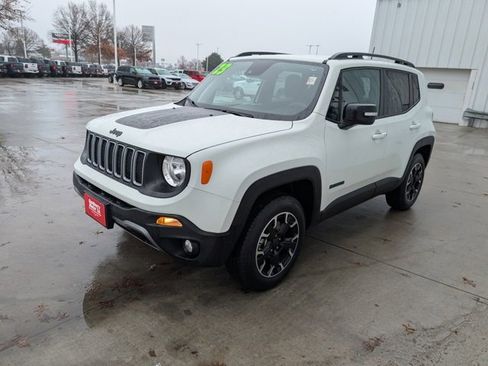 Used 2023 Jeep Renegade Latitude image 33