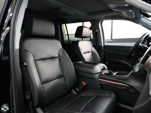 Used 2020 GMC Yukon XL SLT w/ Open Road Package AWD/4WD image 38