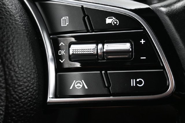 Used 2025 Kia Seltos S FWD image 19