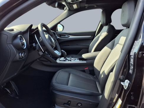 New 2025 Alfa Romeo Stelvio Sprint AWD/4WD image 8