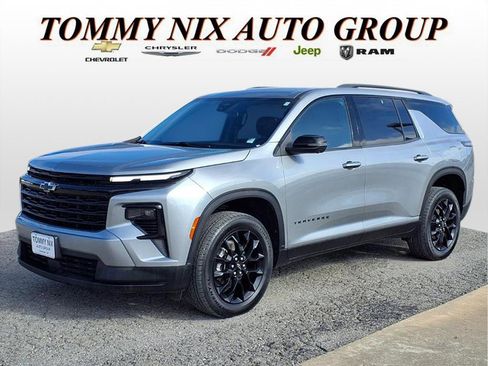 Used 2024 Chevrolet Traverse LT w/ Midnight/Sport Edition image 1