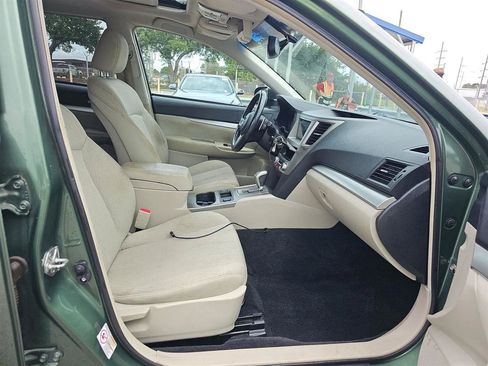 Used 2011 Subaru Outback 2.5i Premium AWD/4WD image 14