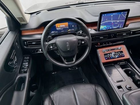 Used 2023 Lincoln Aviator Reserve w/ Equipment Group 201A AWD/4WD image 24