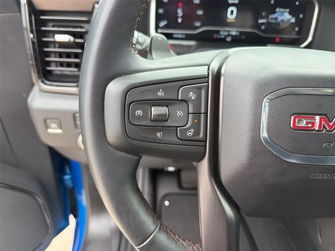 Used 2024 GMC Sierra 1500 AT4 w/ AT4 Premium Package AWD/4WD image 18