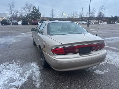 Used 2003 Buick Century Custom w/ Preferred Equipment Group 1SB image 18