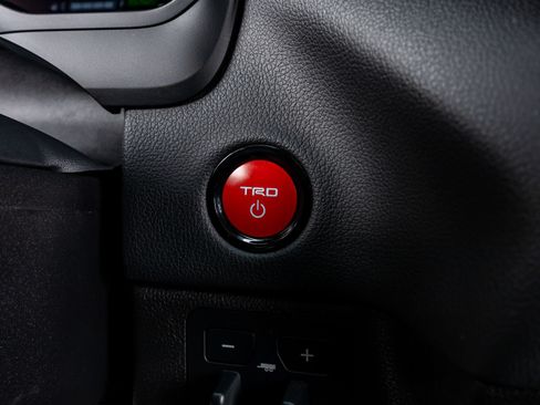 Used 2025 Toyota Sequoia TRD Pro AWD/4WD image 21