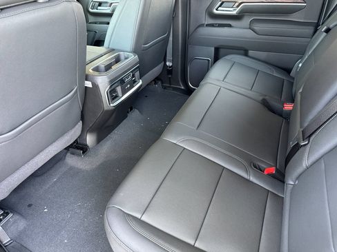 New 2026 GMC Sierra 2500 SLT w/ SLT Convenience Package AWD/4WD image 12
