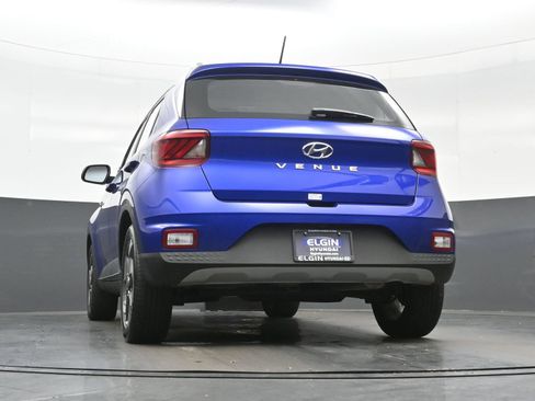 Certified 2026 Hyundai Venue SEL FWD image 30