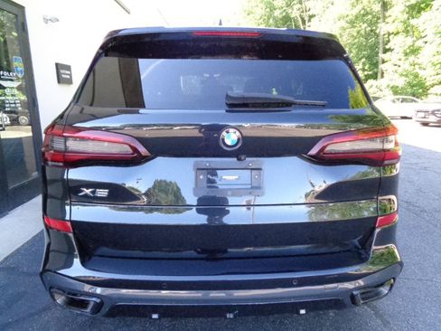 Used 2023 BMW X5 xDrive40i w/ M Sport Package AWD/4WD image 6