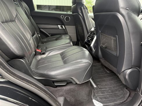 Used 2016 Land Rover Range Rover Sport HSE image 10