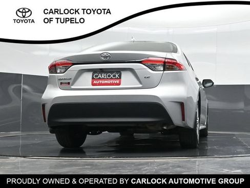 Used 2025 Toyota Corolla LE FWD image 47