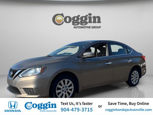 Used 2016 Nissan Sentra SV image 1