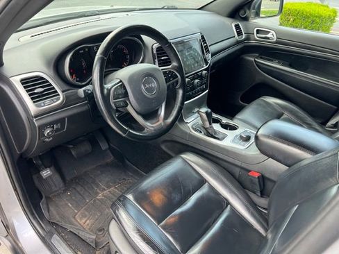 Used 2021 Jeep Grand Cherokee Limited AWD/4WD image 17