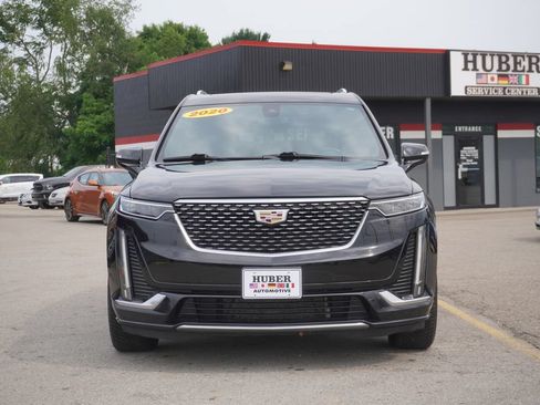 Used 2020 Cadillac XT6 Premium Luxury AWD/4WD image 2