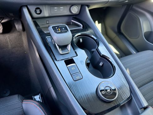 New 2026 Nissan Rogue SV AWD/4WD image 32