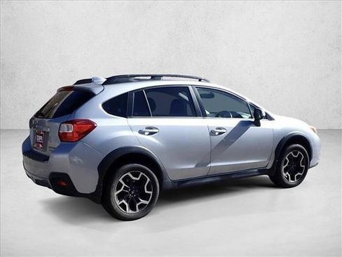 Used 2017 Subaru Crosstrek 2.0i Limited AWD/4WD image 9