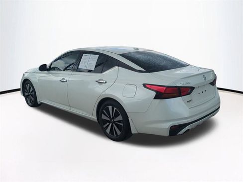 Used 2019 Nissan Altima 2.5 SV FWD image 7