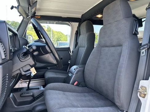 Used 2004 Jeep Wrangler 4WD w/ Dual Top Group image 16