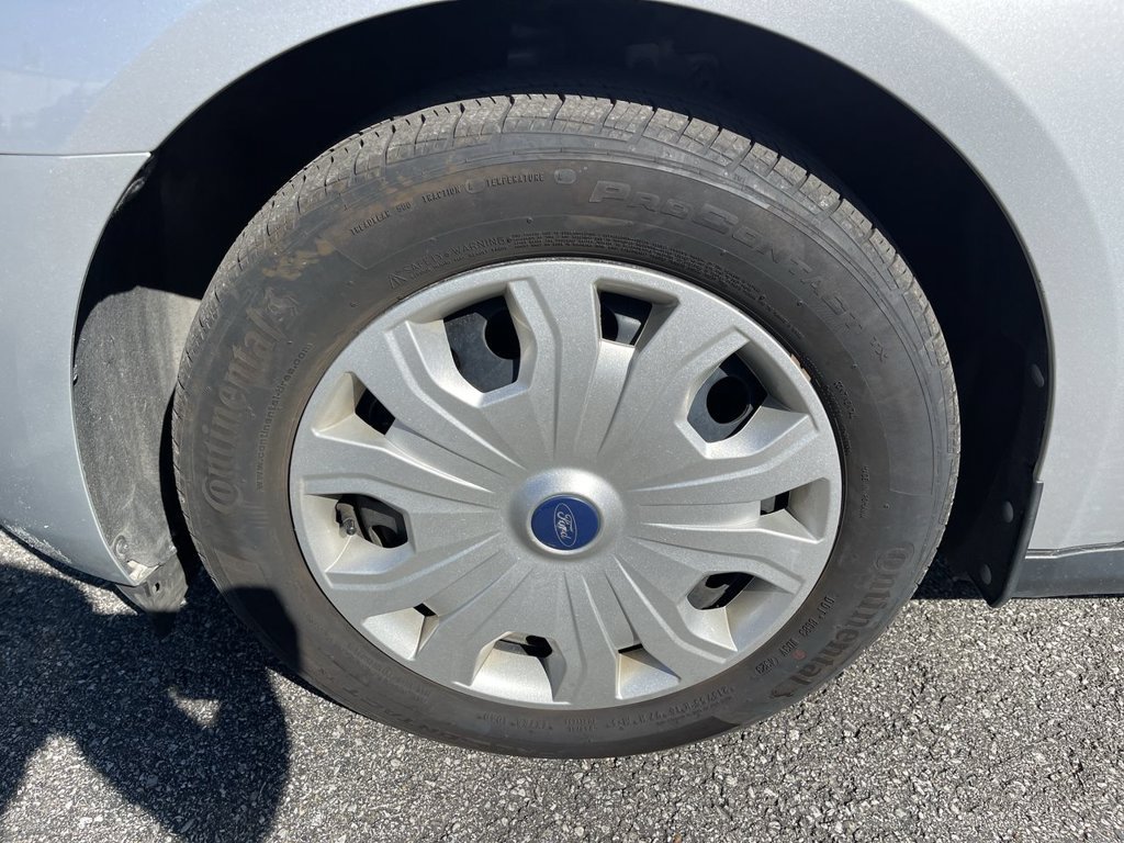Used 2022 Ford Transit Connect XLT FWD image 3