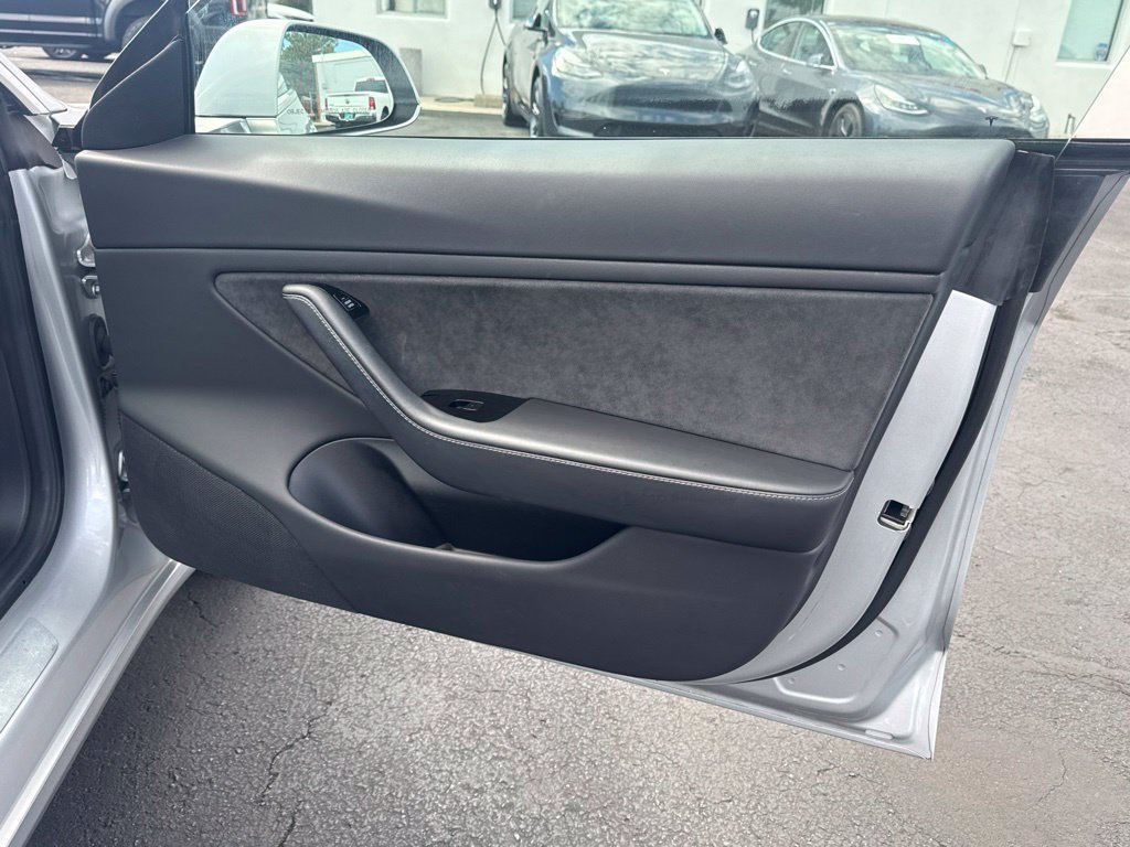 Used 2018 Tesla Model 3 Long Range RWD image 20