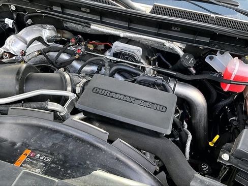 Used 2025 GMC Sierra 2500 Denali Ultimate AWD/4WD image 31