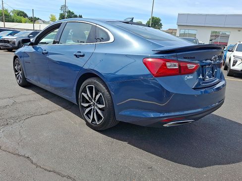 Used 2024 Chevrolet Malibu RS FWD image 2
