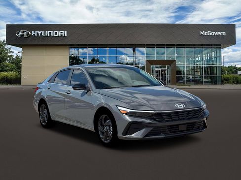 New 2026 Hyundai Elantra SEL Sport Premium FWD image 11