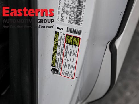 Used 2024 Toyota Tacoma SR image 30