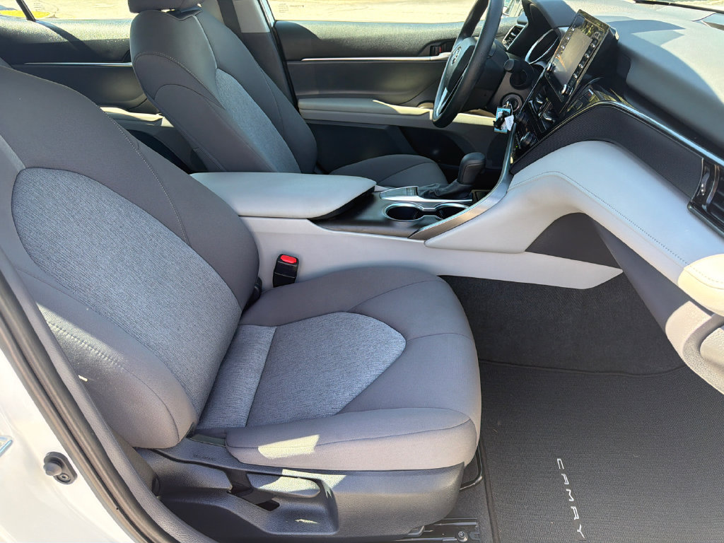 Used 2024 Toyota Camry LE FWD image 13