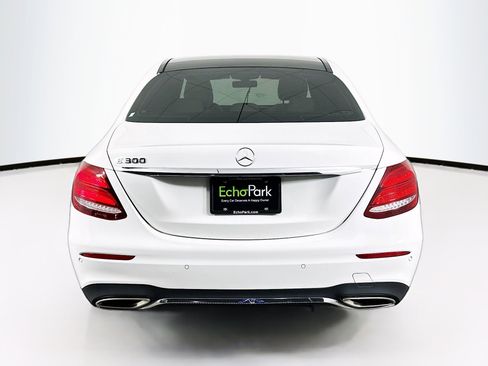 Used 2018 Mercedes-Benz E 300 image 7