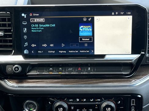 Used 2023 Chevrolet Silverado 1500 LT image 32