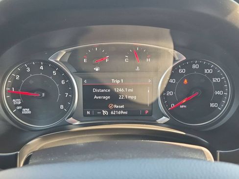 Used 2024 GMC Terrain SLT AWD/4WD image 22
