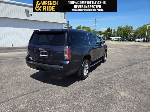 Used 2017 GMC Yukon XL SLT AWD/4WD image 14