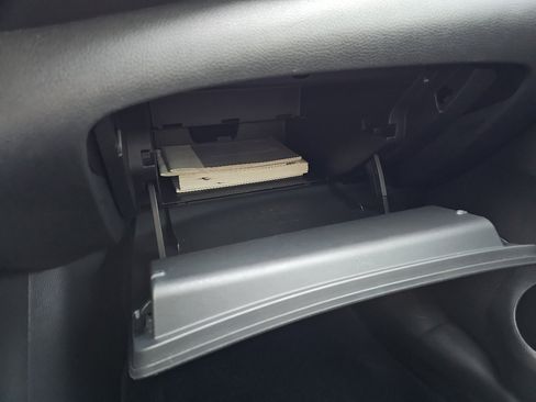 Used 2016 Nissan Sentra S image 53