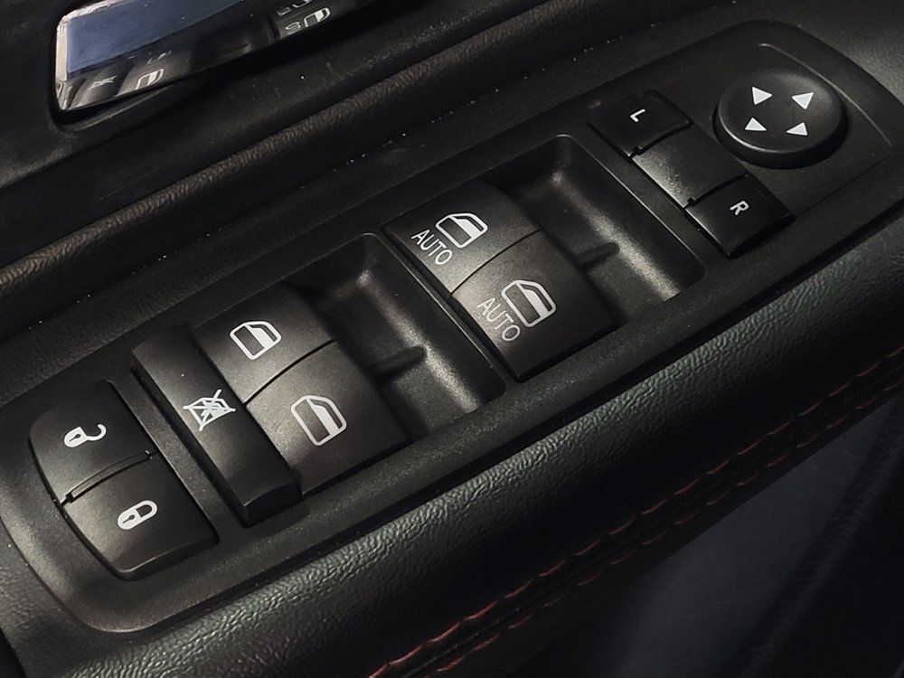 Used 2017 Dodge Grand Caravan GT FWD image 27