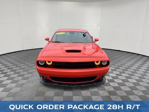 Used 2019 Dodge Challenger R/T RWD image 2