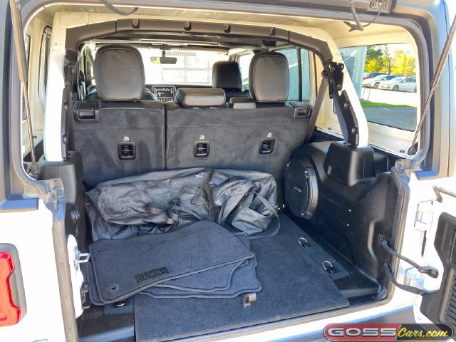 Certified 2023 Jeep Wrangler Unlimited Sahara w/ Dual Top Group AWD/4WD image 8