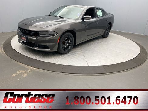 Used 2022 Dodge Charger SXT w/ Leather Interior Group RWD image 1