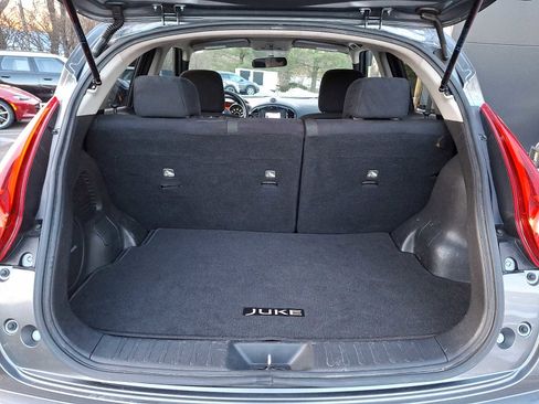 Used 2013 Nissan Juke SV image 27